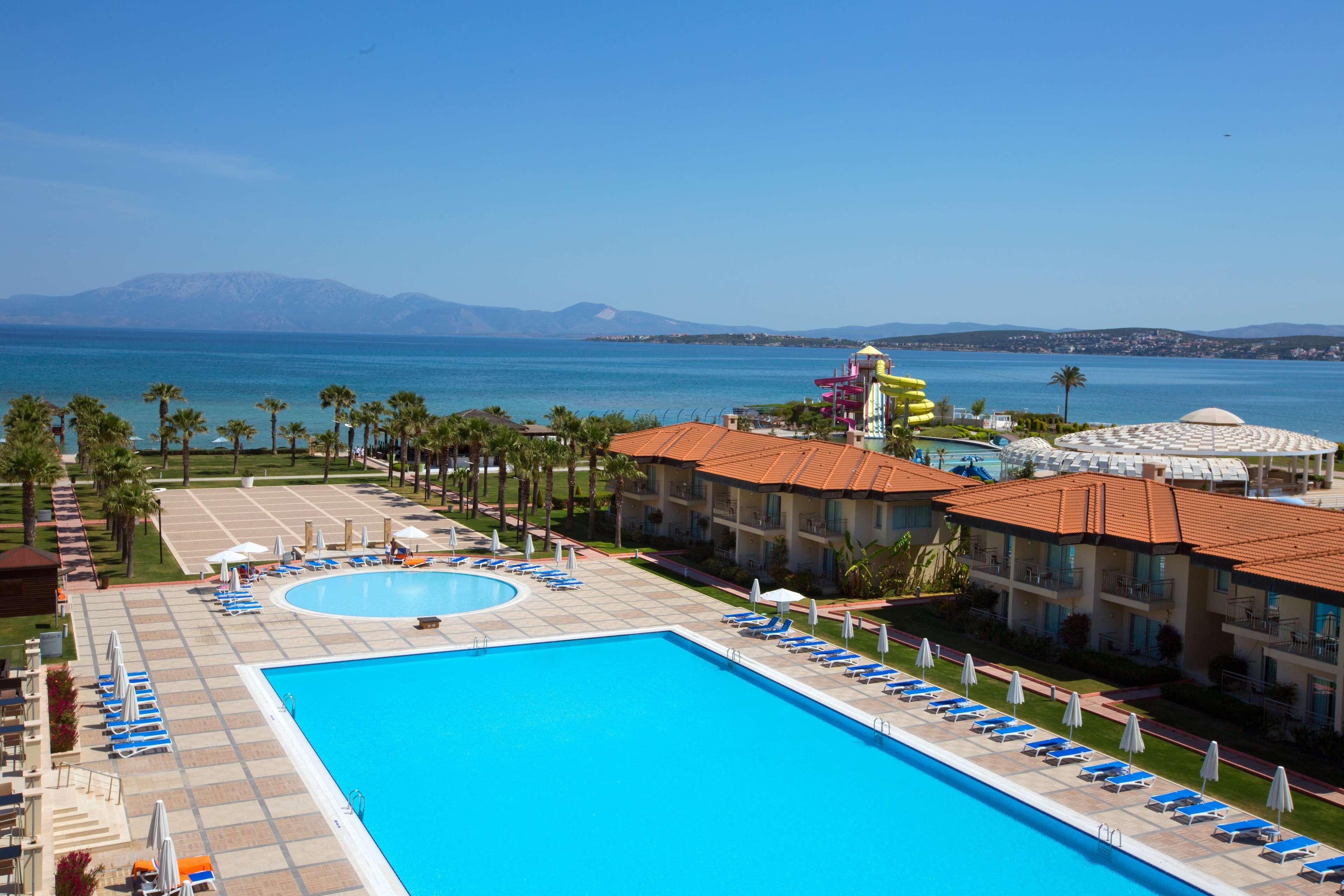 Radisson Blu Resort & Spa Cesme Exterior photo